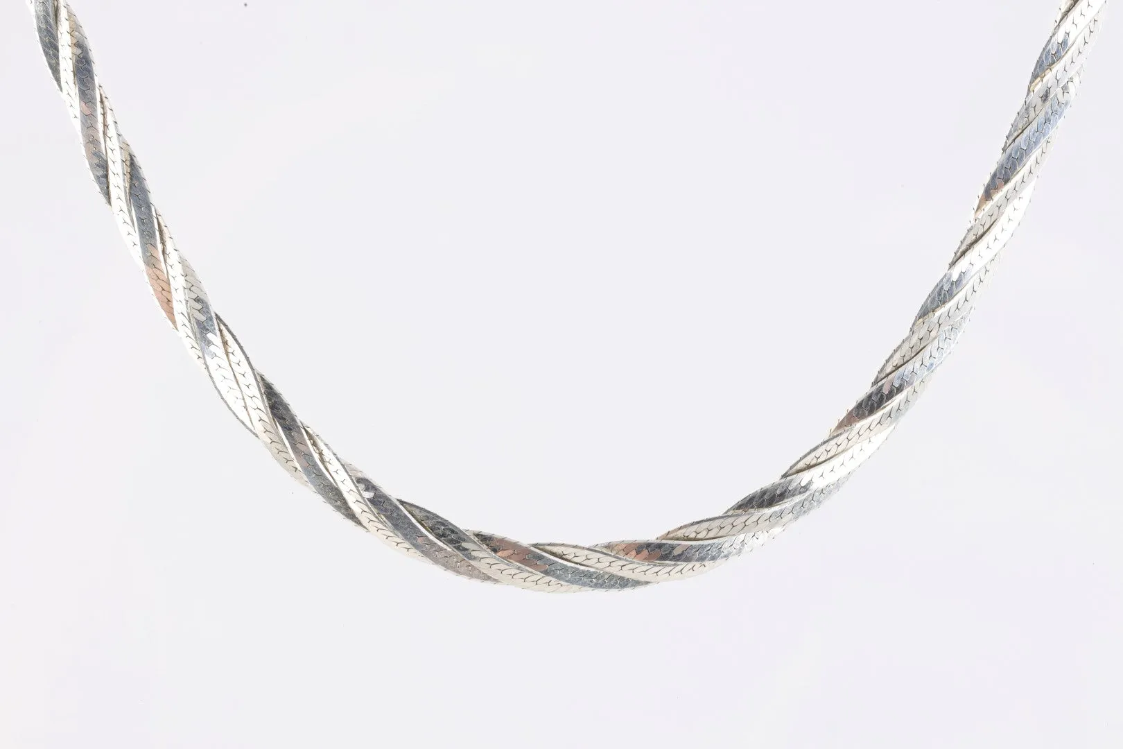 15.5" 925 Silver Woven Herringbone Chain (10.84g.)