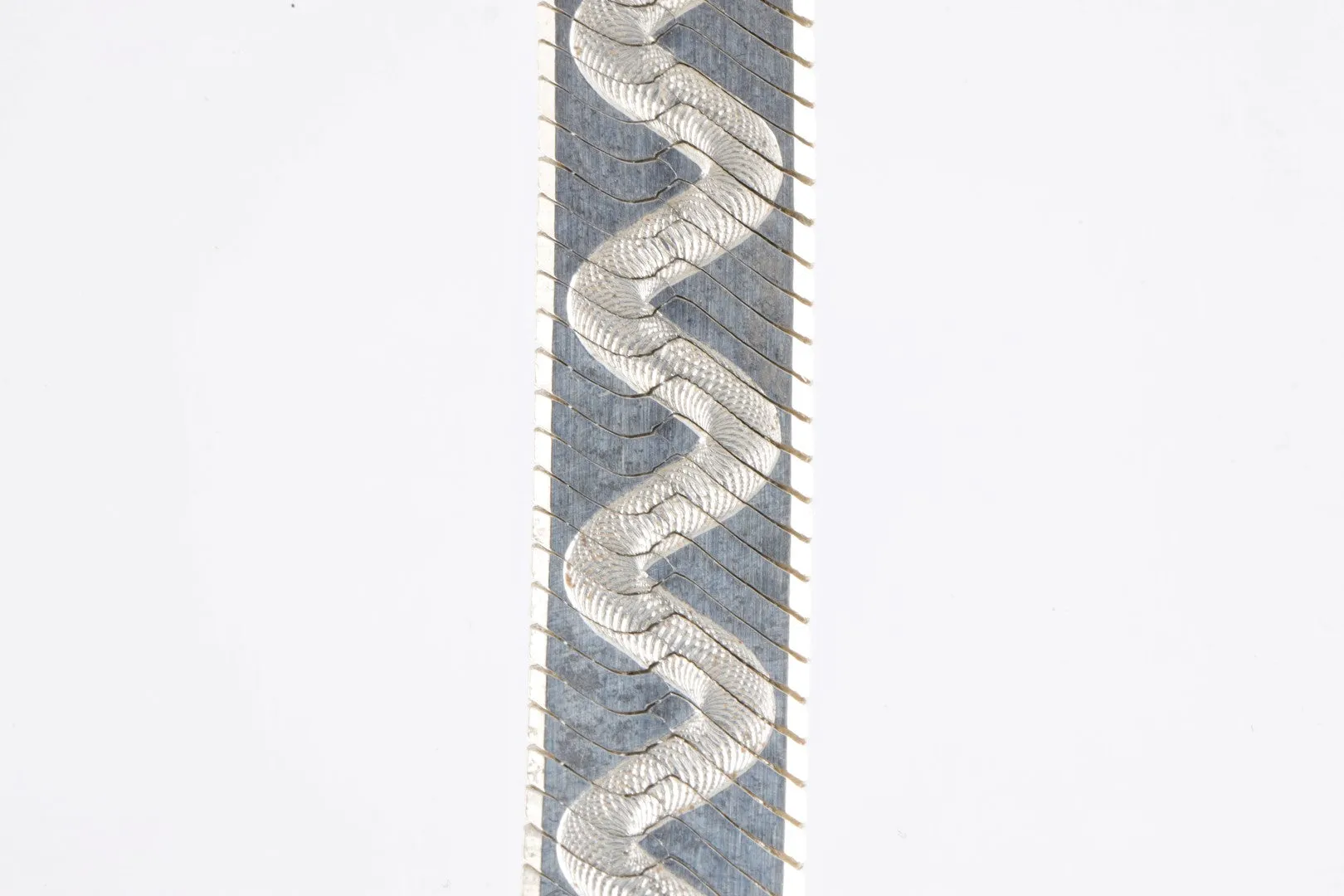 18" 925 Silver Etched Herringbone Chain (26.82g.)