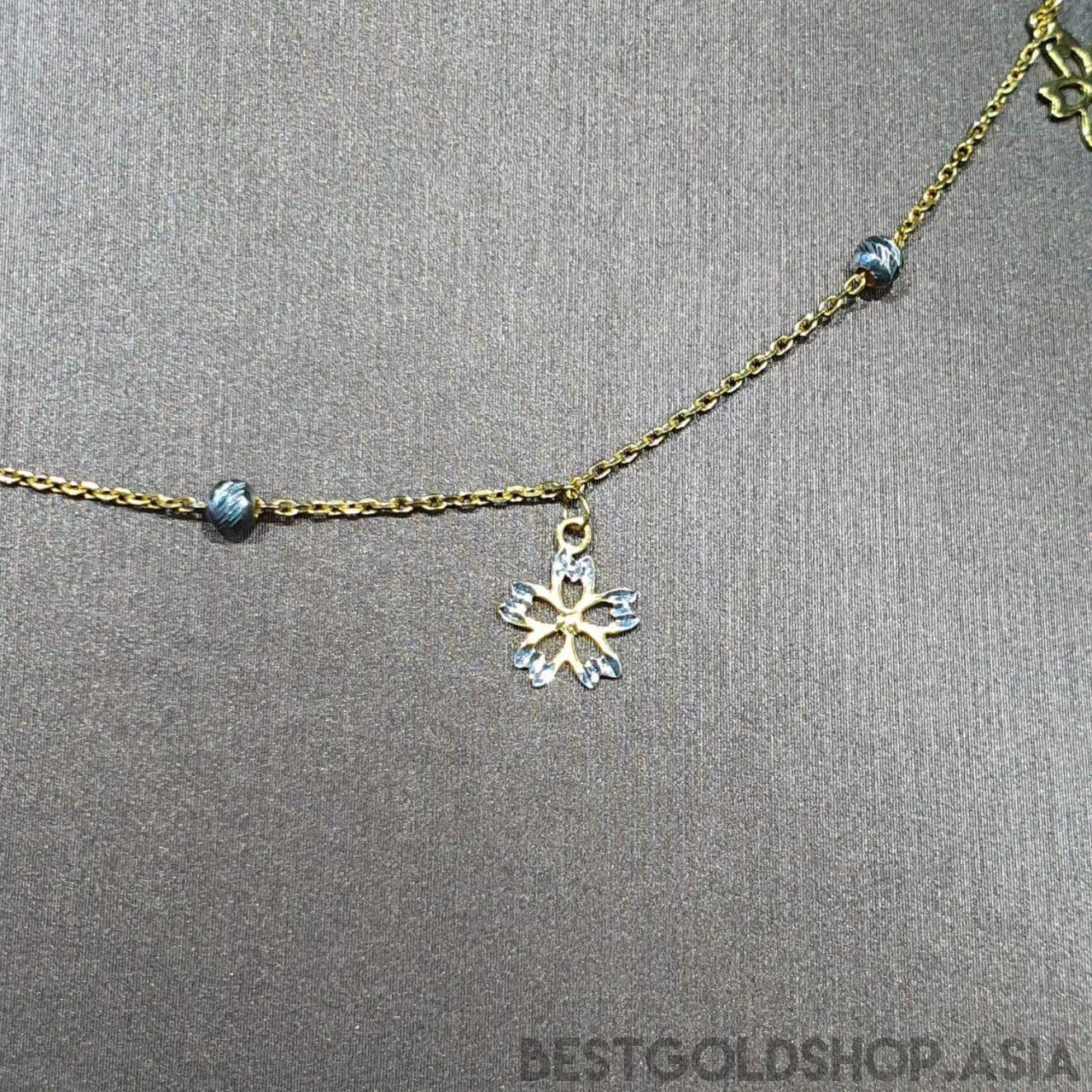 22k / 916 Gold Necklace with pendant