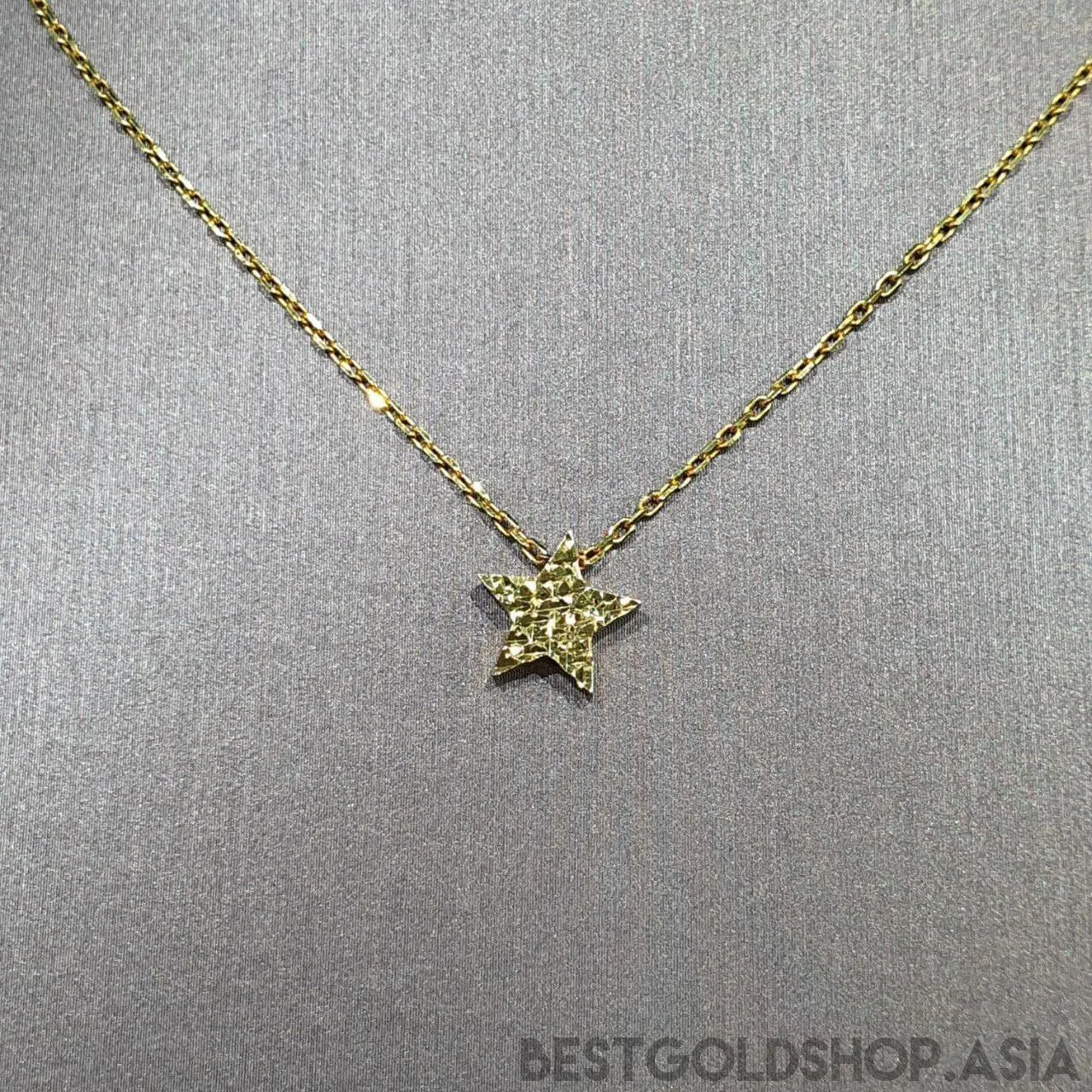 22k / 916 Gold Necklace with pendant