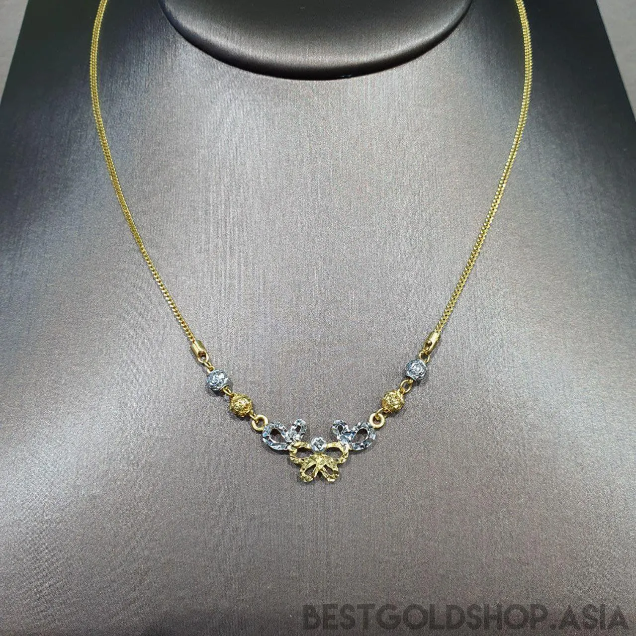 22k / 916 Gold Necklace with pendant