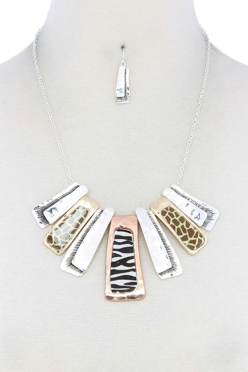 Animal Pattern Rectangular Necklace