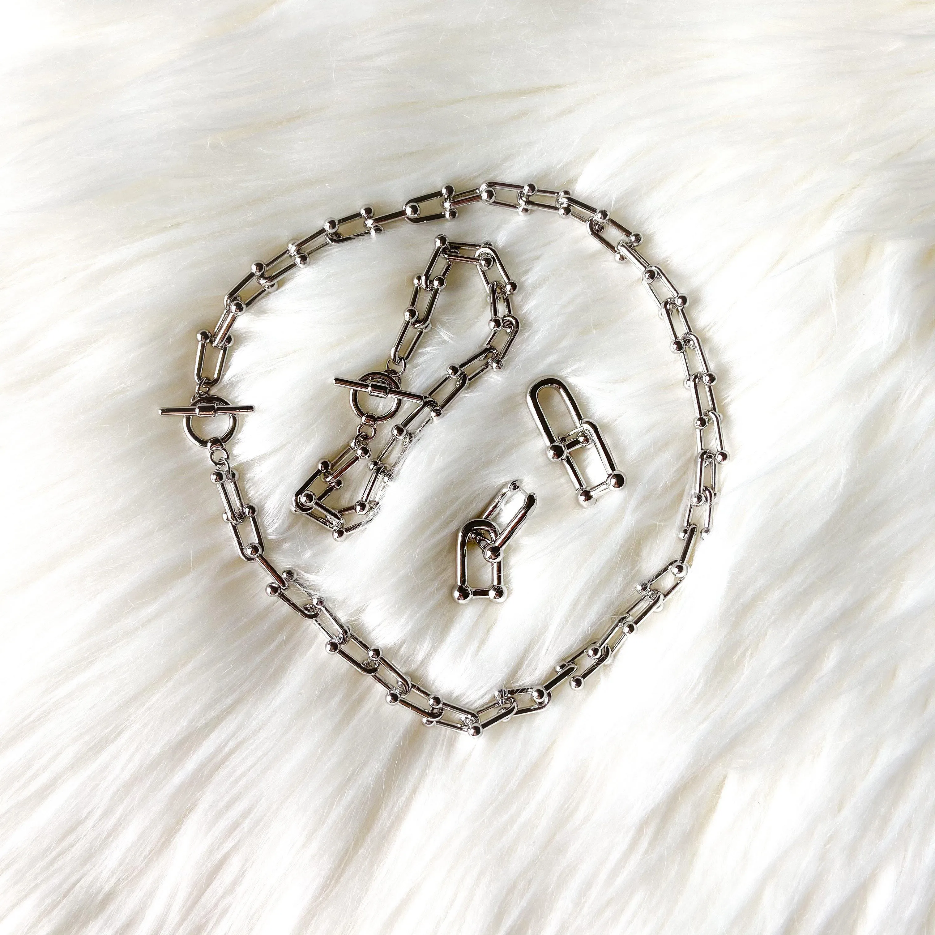 Bar-Belle Chain Link Necklace - LAST CHANCE / FINAL SALE