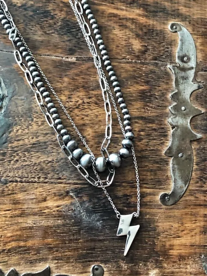 Bolt Layer necklace