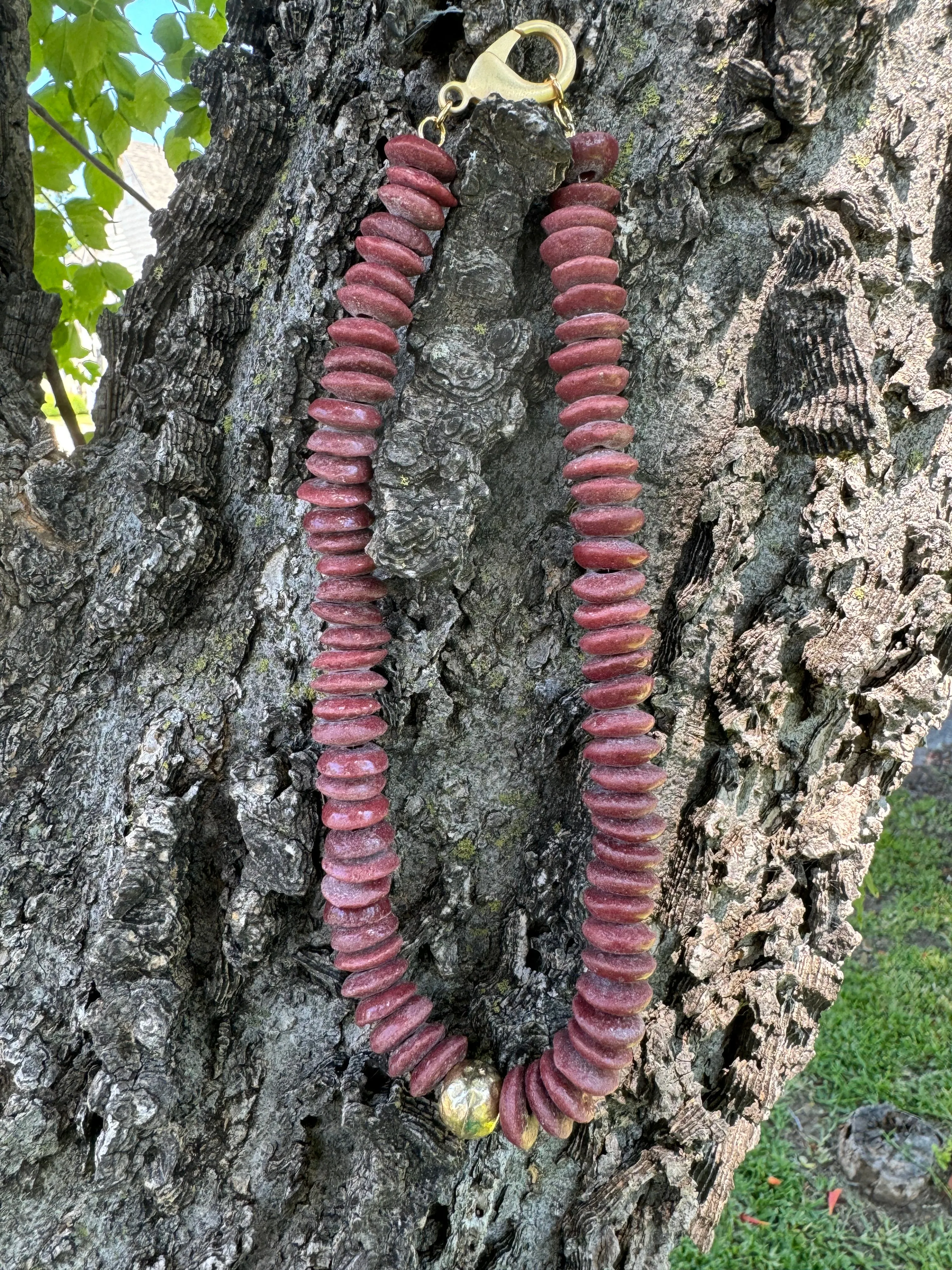 CLAY CHOKER NECKLACE