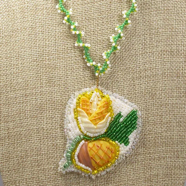 Eathelin Beaded Embroidery Necklace