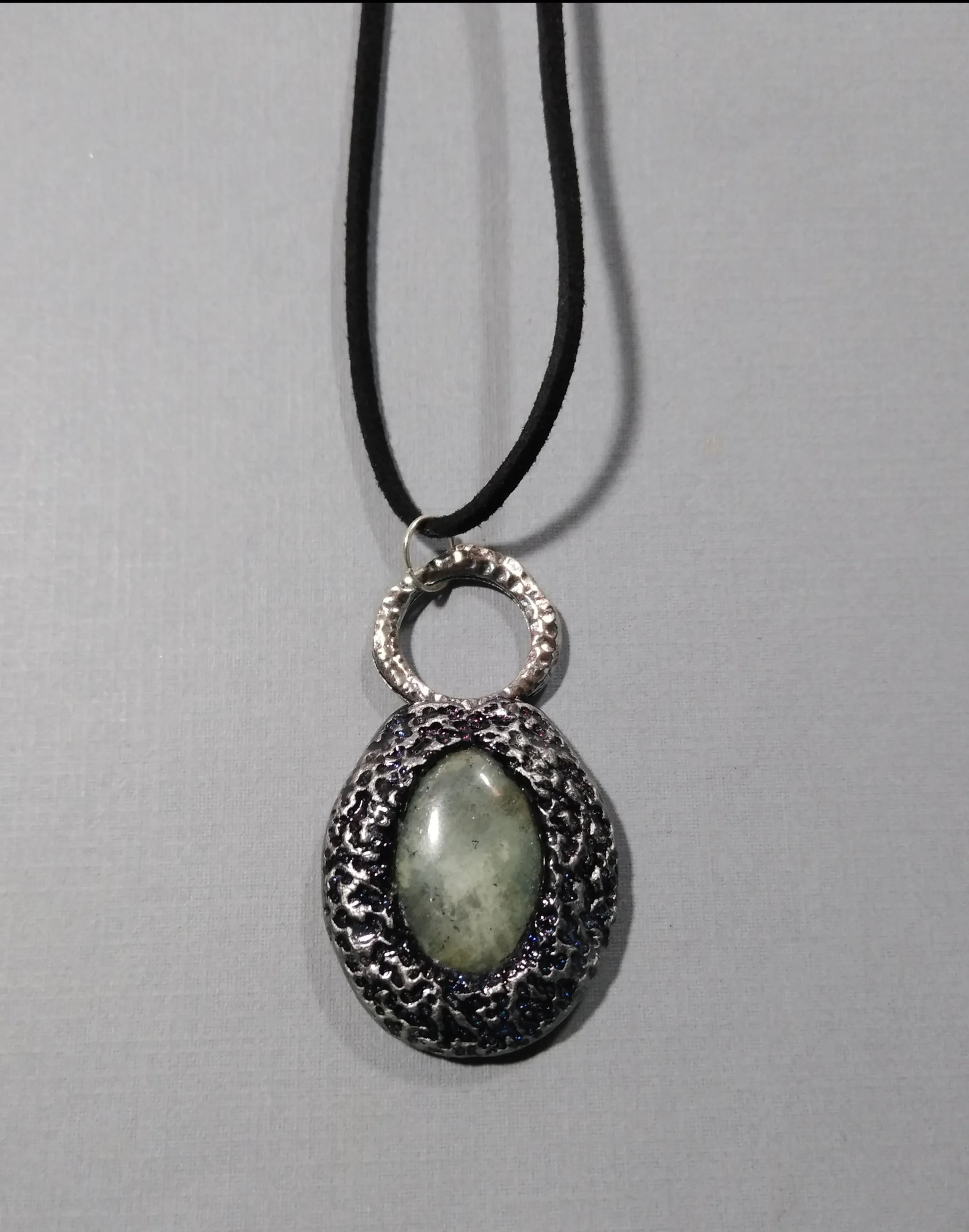 LABRADORITE NECKLACE