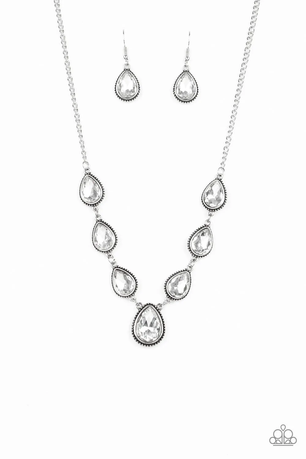 Paparazzi Necklace ~ Socialite Social - White