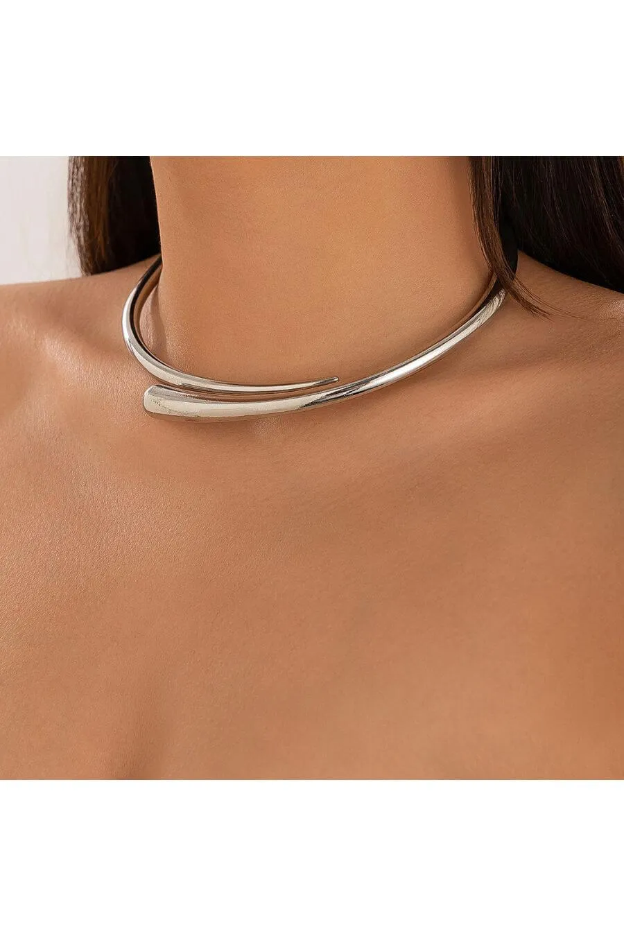 Poise Necklace